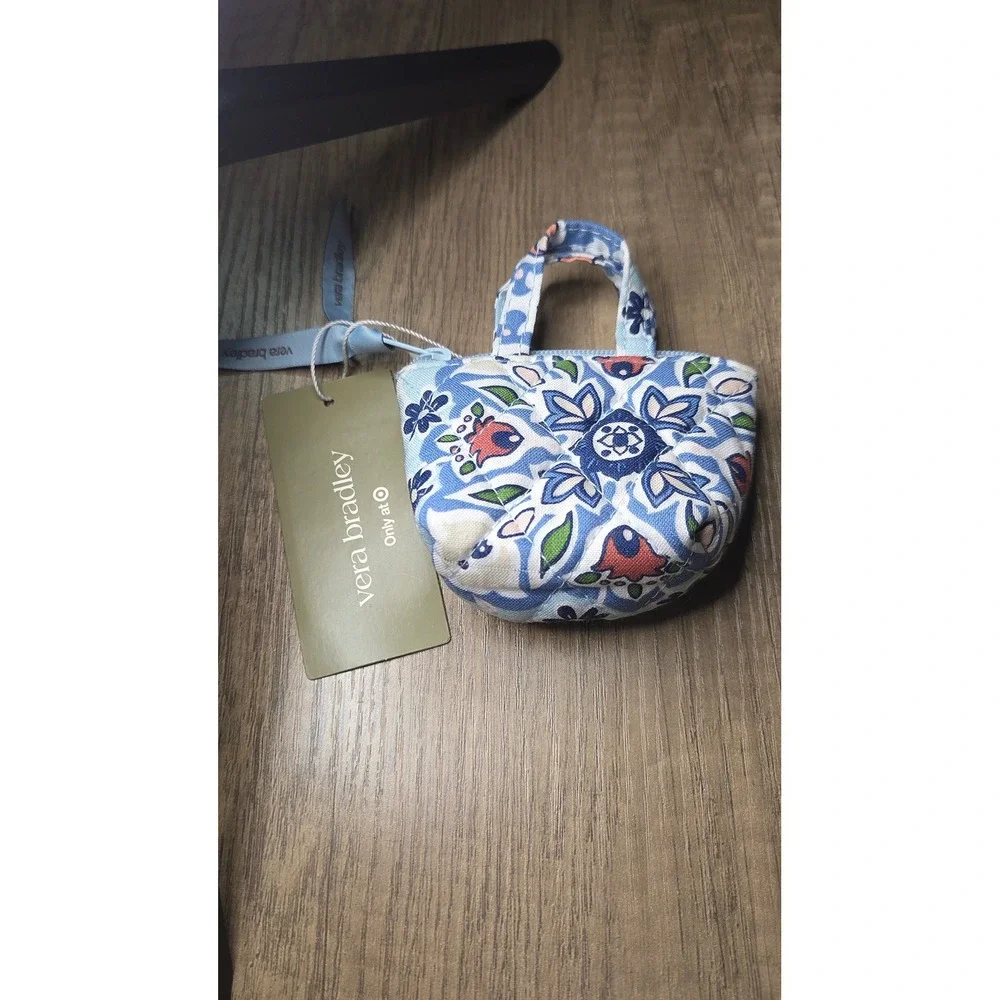 Vera Bradley Target Quilted Mini Tote Keychain Bag Charm Blue Floral Medallion